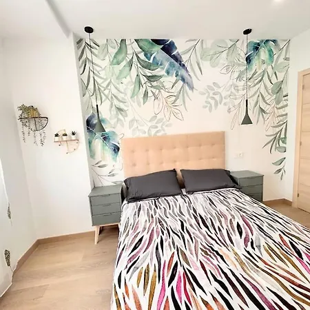 Apartamento Lujo Proyector, Maquina Arcade, Wifi Y Patinetes Oviedo