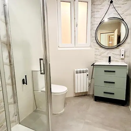 Lujo Proyector, Maquina Arcade, Wifi Y Patinetes * Oviedo