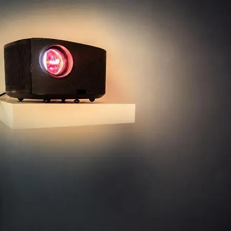 Lujo Proyector, Maquina Arcade, Wifi Y Patinetes * Oviédo